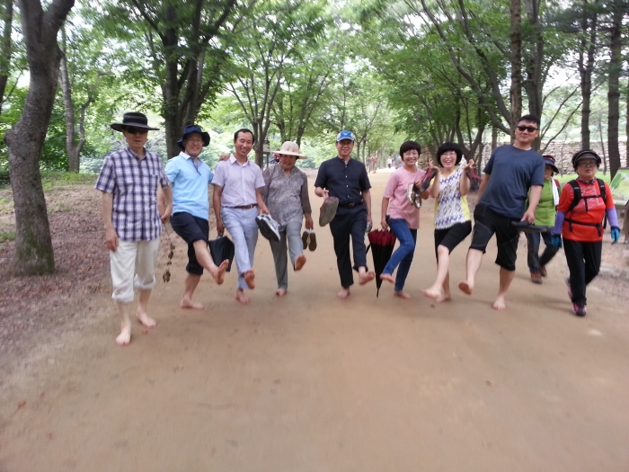 201407 ���ɻ�-�߹��� �ȱ�.jpg